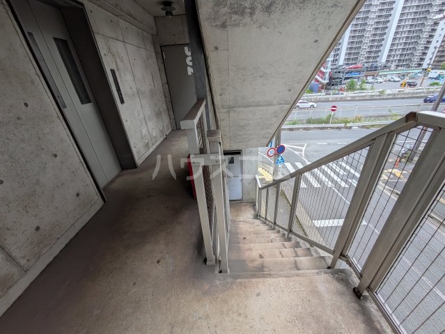 29/30 エントランス
