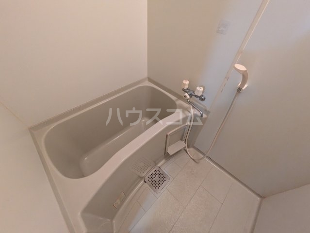 14/30 浴室