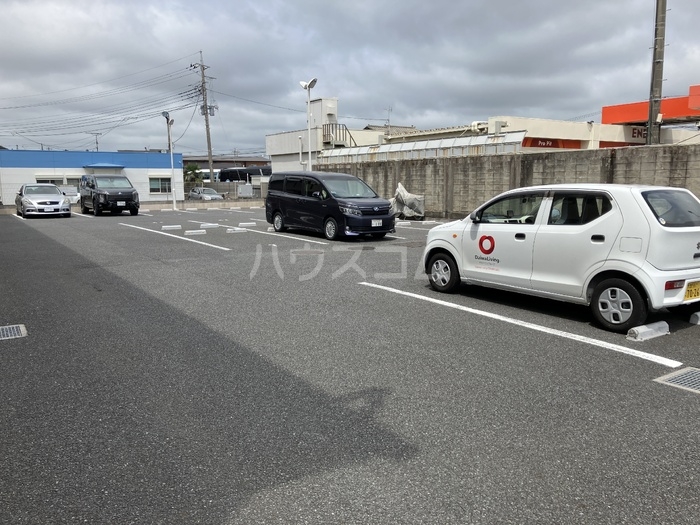 20/30 駐車場