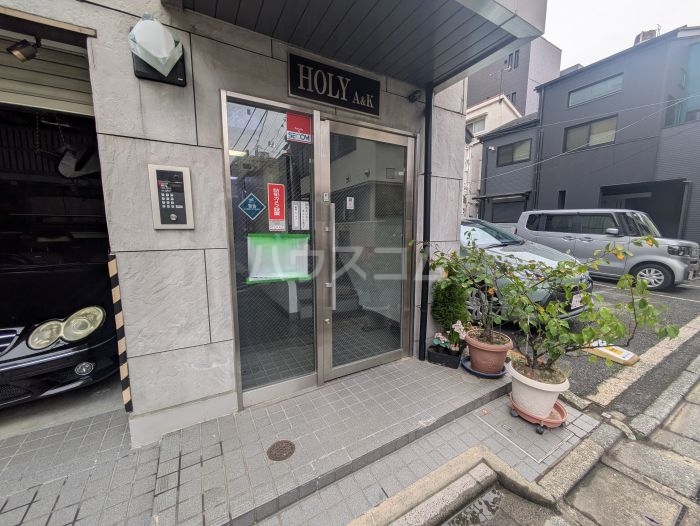 2/4 エントランス