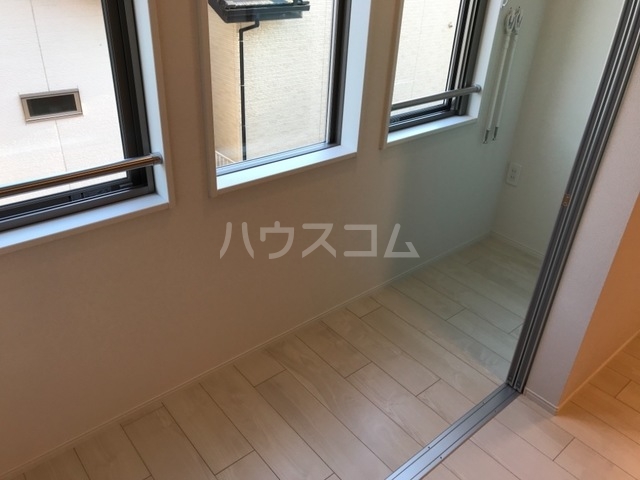 18/30 バルコニー