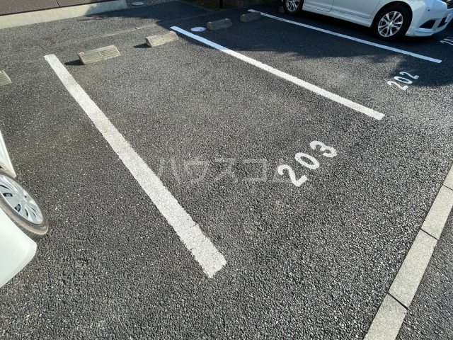 26/30 駐車場