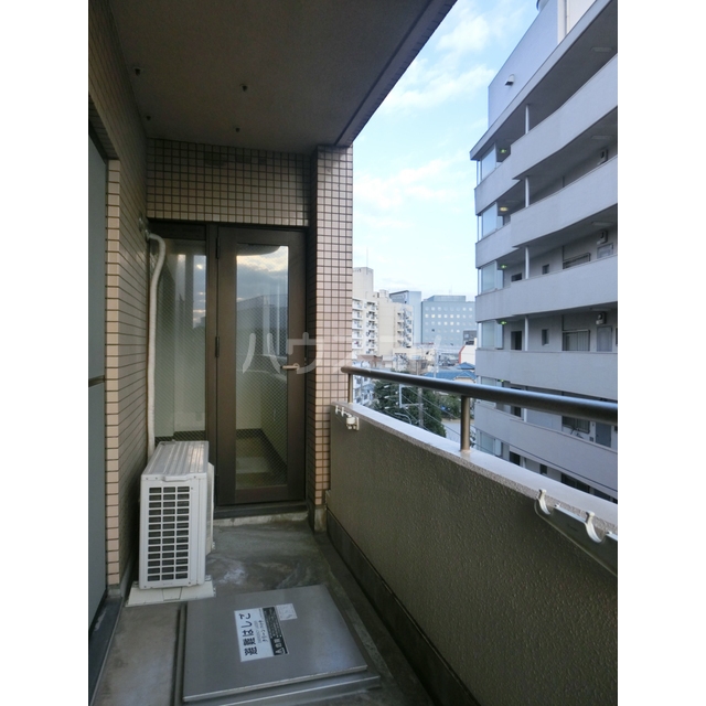 17/28 バルコニー