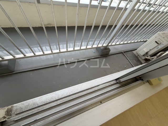 20/30 バルコニー