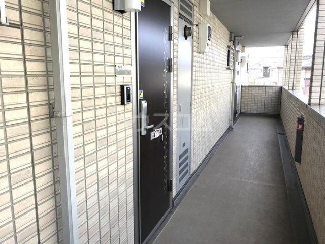13/22 バルコニー