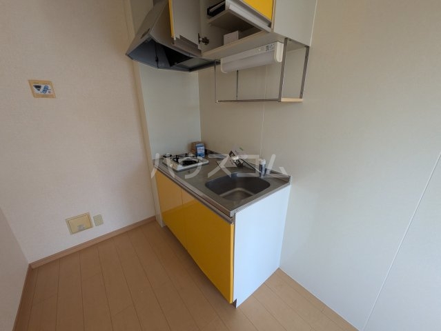 16/30 キッチン