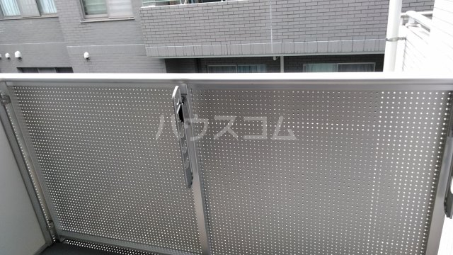 19/30 バルコニー
