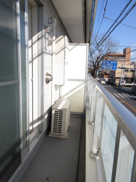 18/23 バルコニー