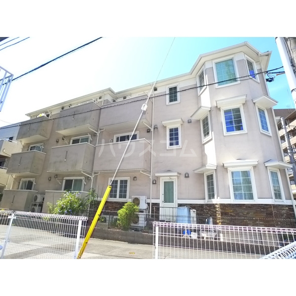 15/21 エントランス