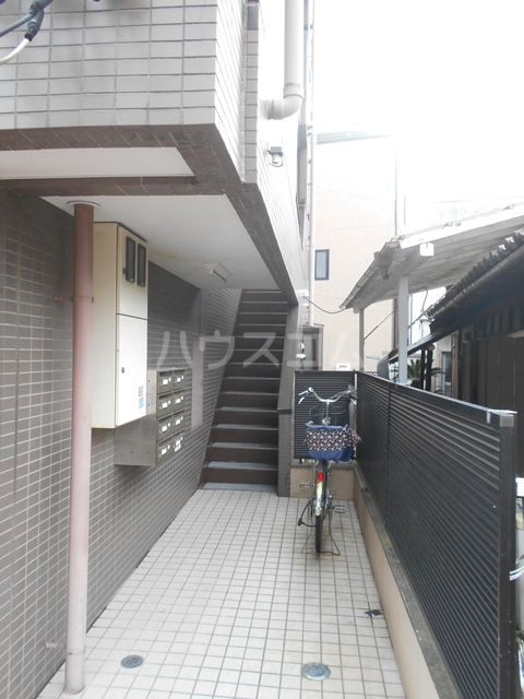 2/10 エントランス