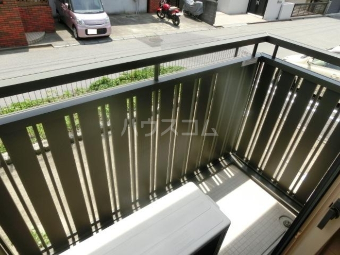 13/18 バルコニー