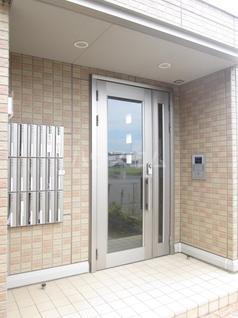 21/24 エントランス