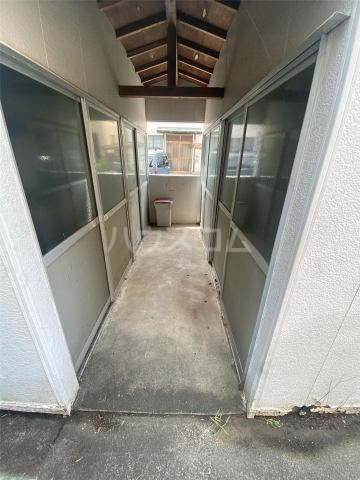 17/28 エントランス