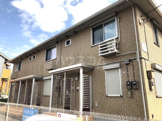 17/19 エントランス