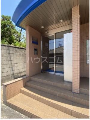 15/19 エントランス