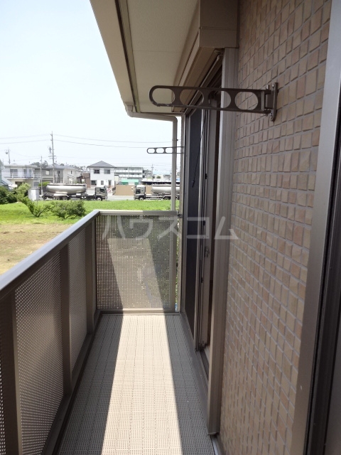 19/28 バルコニー