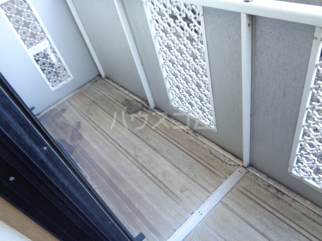 17/23 バルコニー