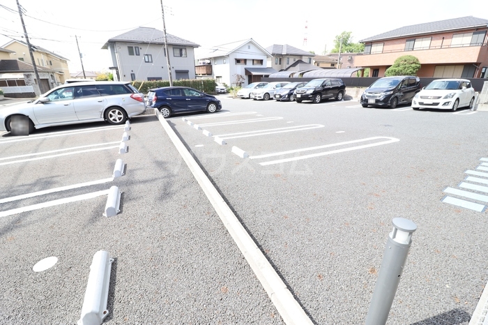 18/19 駐車場