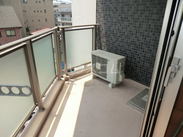 20/30 バルコニー