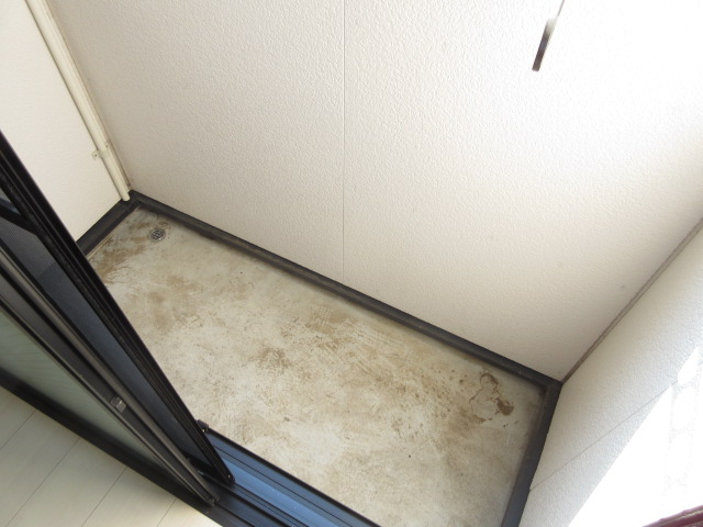 25/30 バルコニー