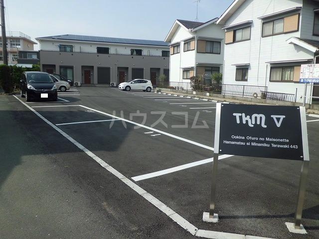 2/4 駐車場