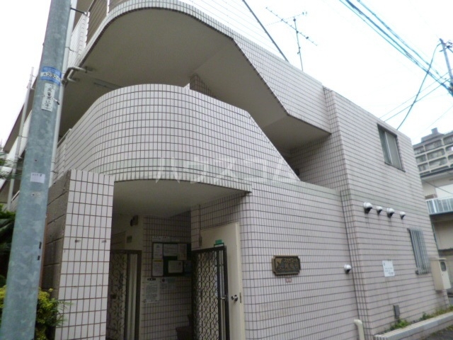 20/28 エントランス