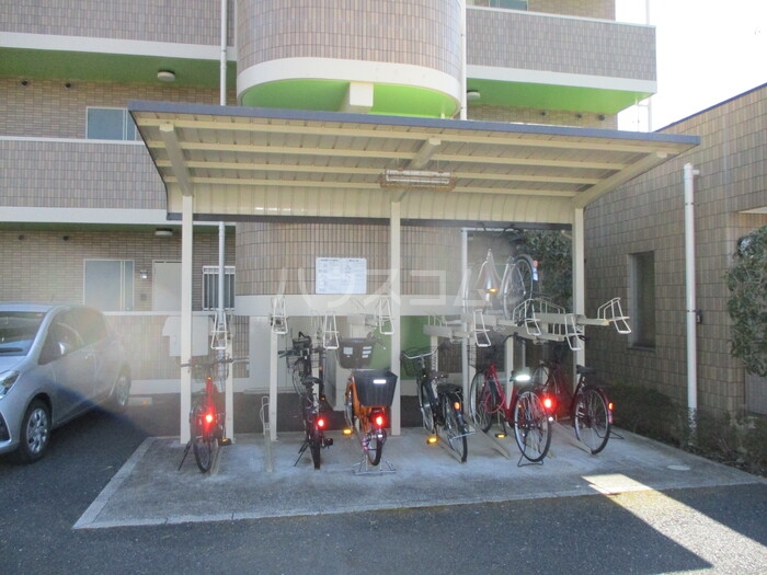 14/16 エントランス