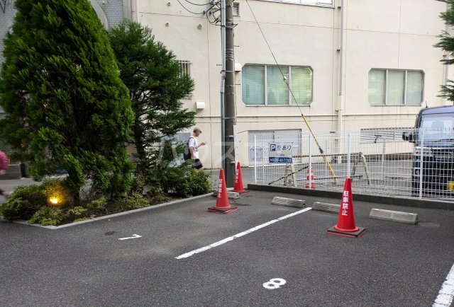 22/30 駐車場