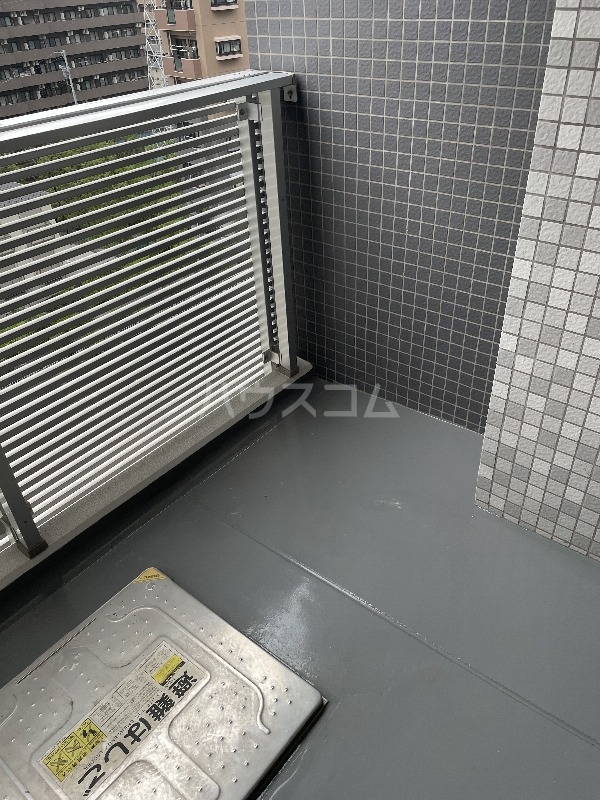 15/26 バルコニー