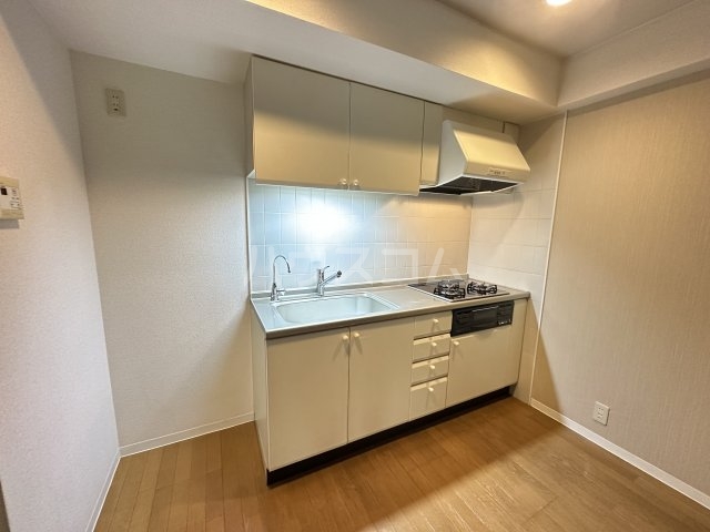 16/30 キッチン