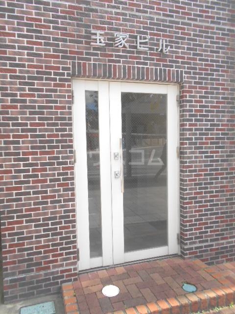 21/30 エントランス