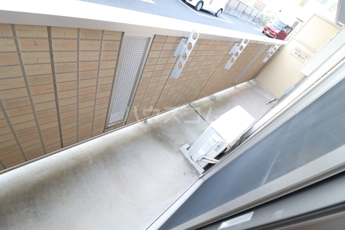 13/23 バルコニー