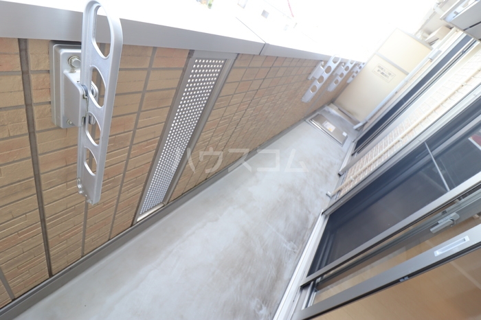 13/22 バルコニー