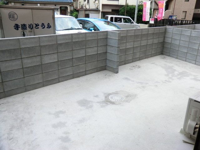 19/30 バルコニー