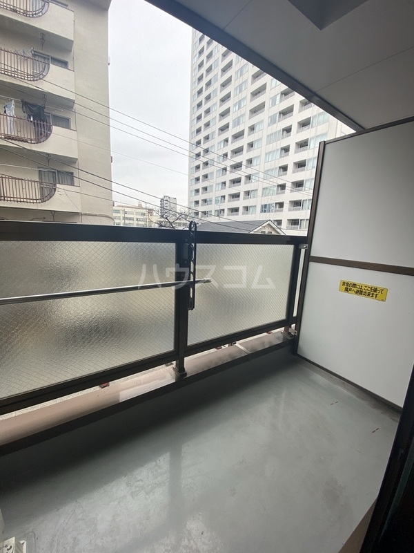 14/23 バルコニー