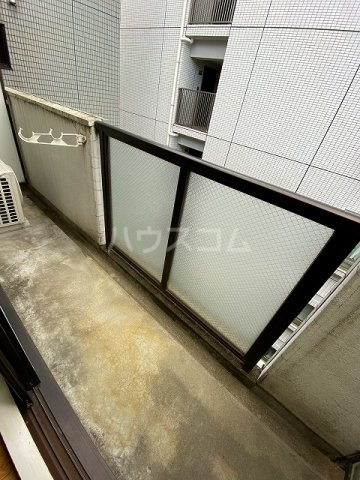 21/30 バルコニー