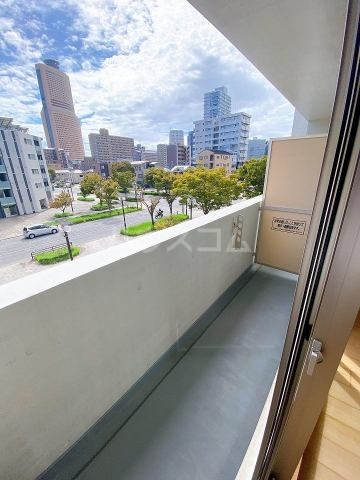 19/30 バルコニー