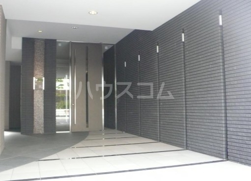 15/16 エントランス