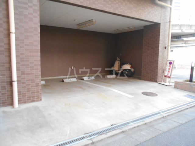 22/29 駐車場