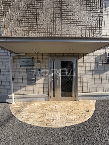 26/30 エントランス