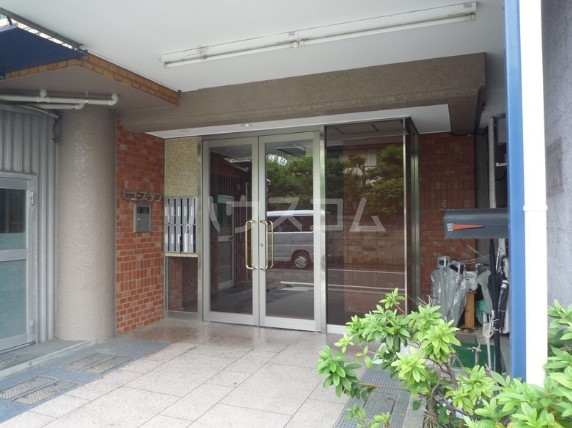 2/6 エントランス