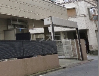 2/5 エントランス