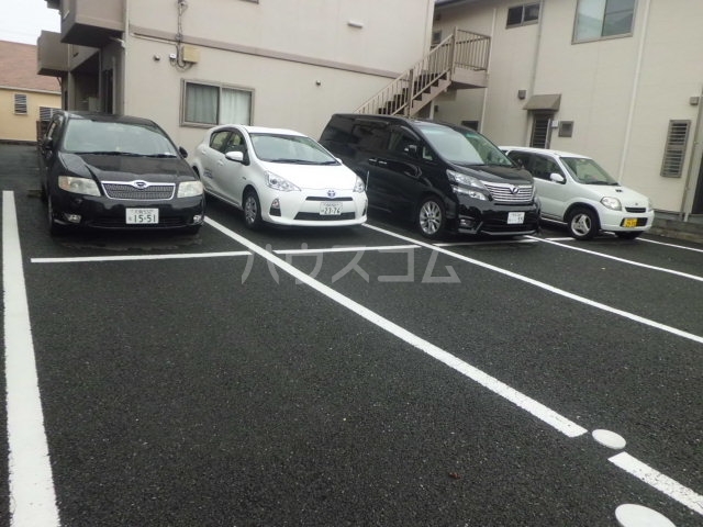 2/7 駐車場