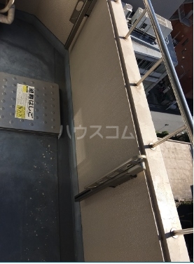 13/21 バルコニー