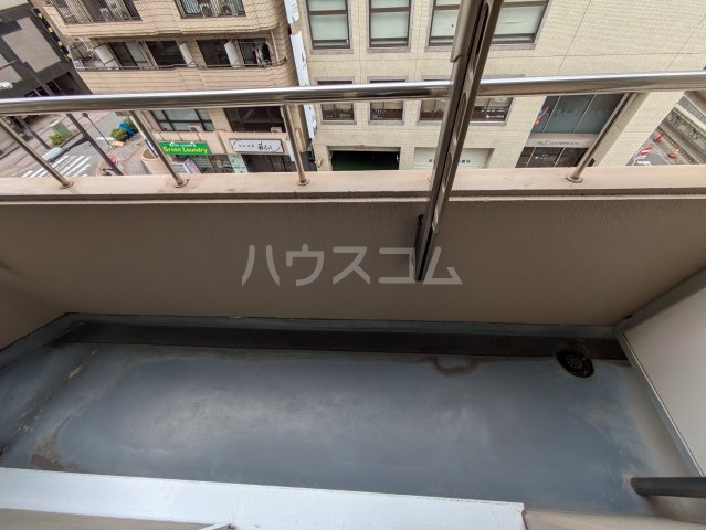 20/30 バルコニー