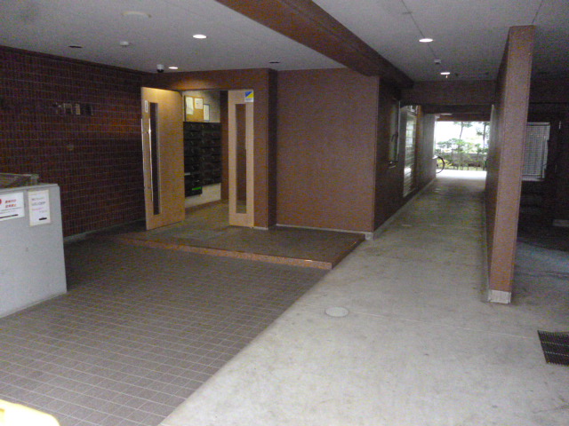 2/10 エントランス