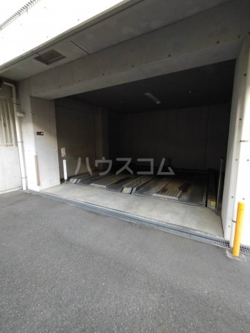 20/30 駐車場