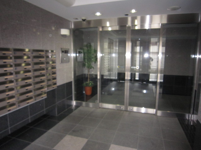 21/29 エントランス