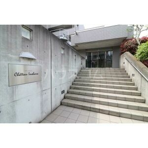 15/25 エントランス