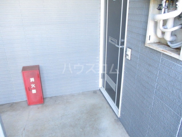 28/30 エントランス